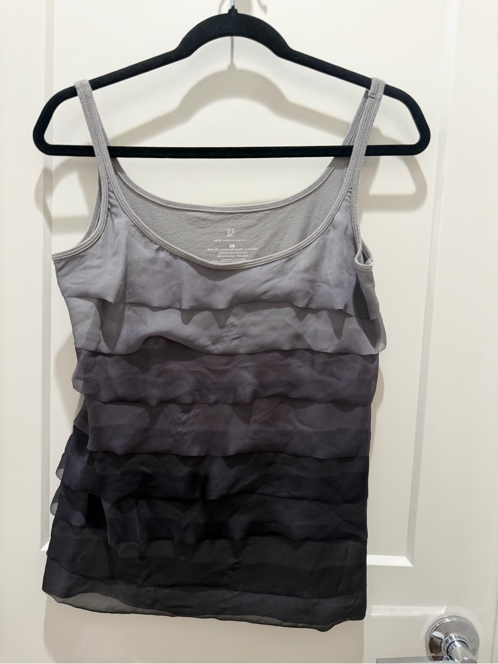 New York & Company Gray Ombre Ruffle Tier Tank Top